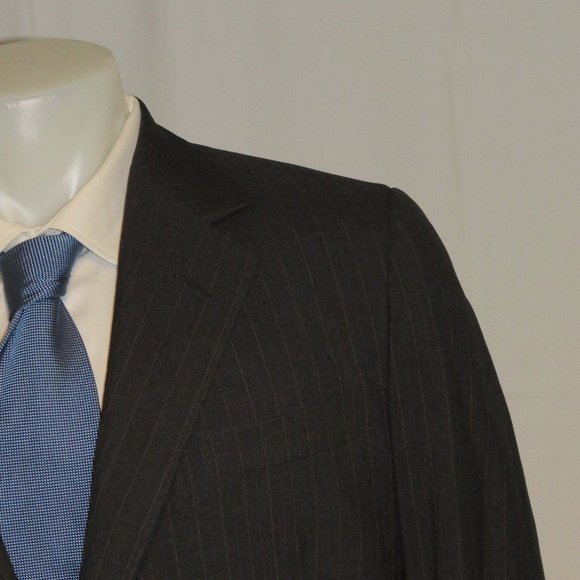 Fallan & Harvey Savile Row Bespoke Gray Striped Two Button Suit 40L